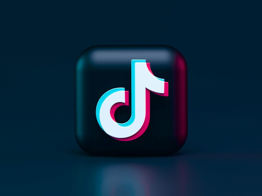 Chi ha più follower su tik tok in Italia e nel mondo